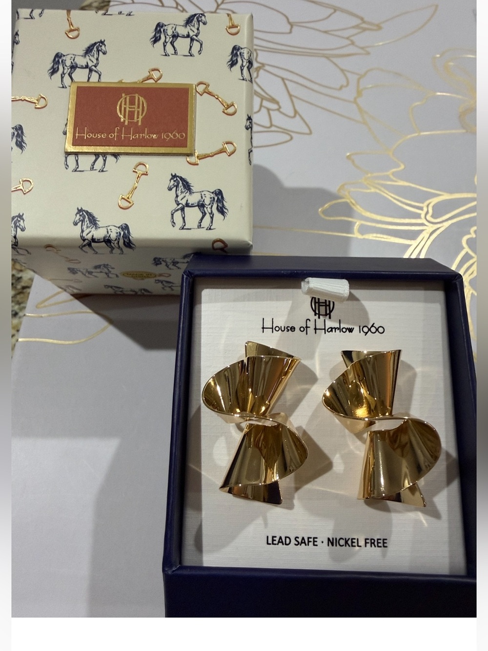 NEW House of Harlow 1960 Gold Modern Avant Garde Twist Drop Earrings